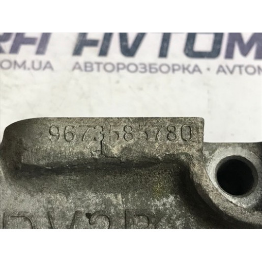 Кронштейн двигателя Peugeot 308 1.6BlueHDI 2013-2021 9673585780